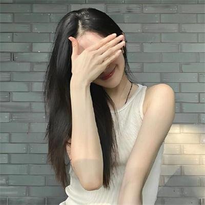 龙纹身的女鬼入镜